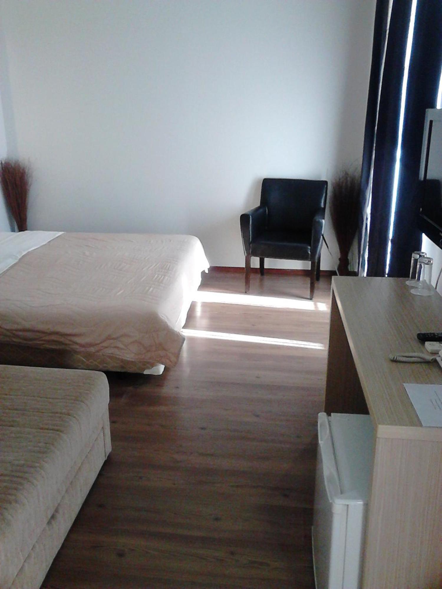 Prenociste Konstantin 2008 Hotel Nis Phòng bức ảnh