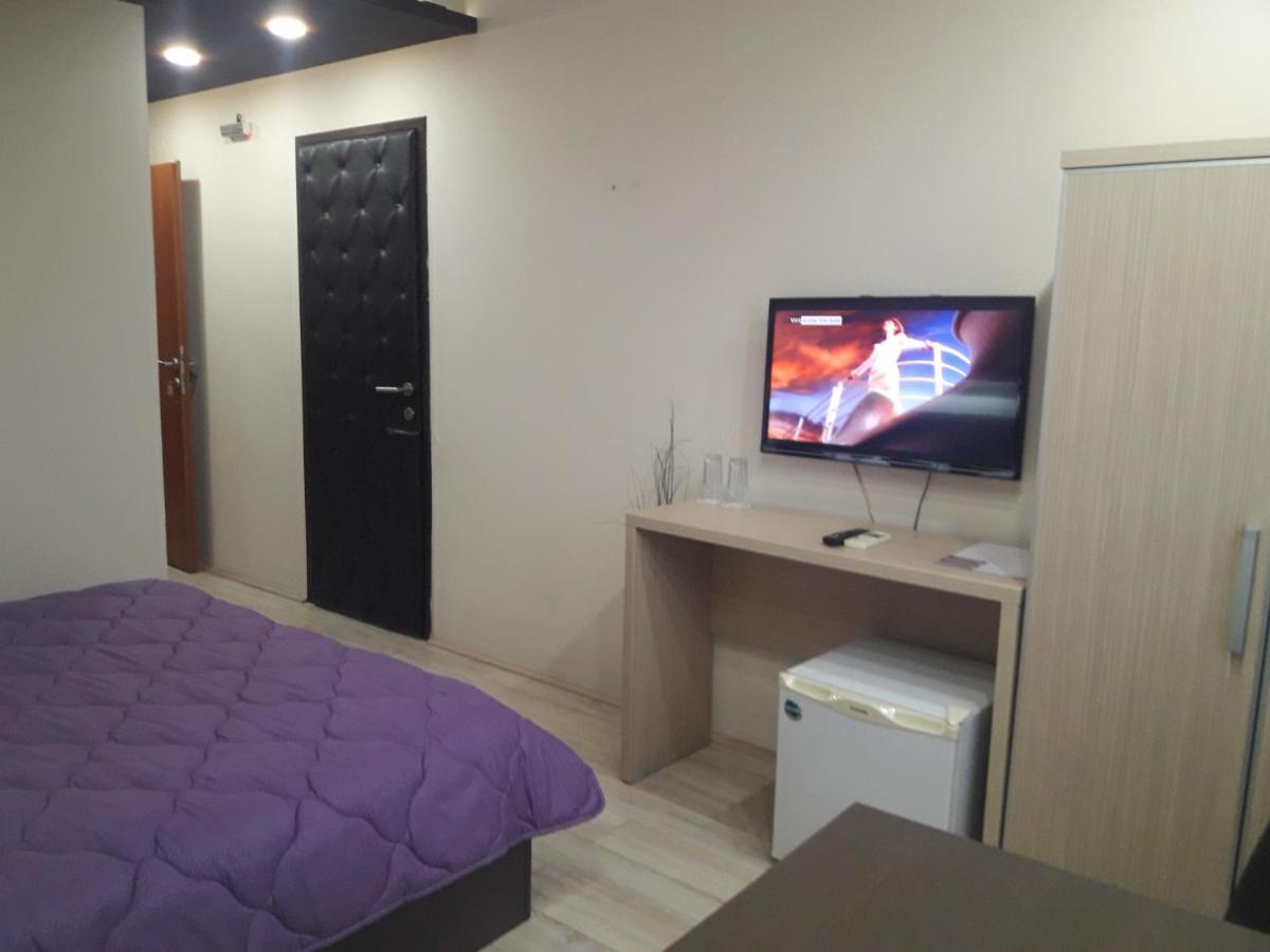 Prenociste Konstantin 2008 Hotel Nis Ngoại thất bức ảnh