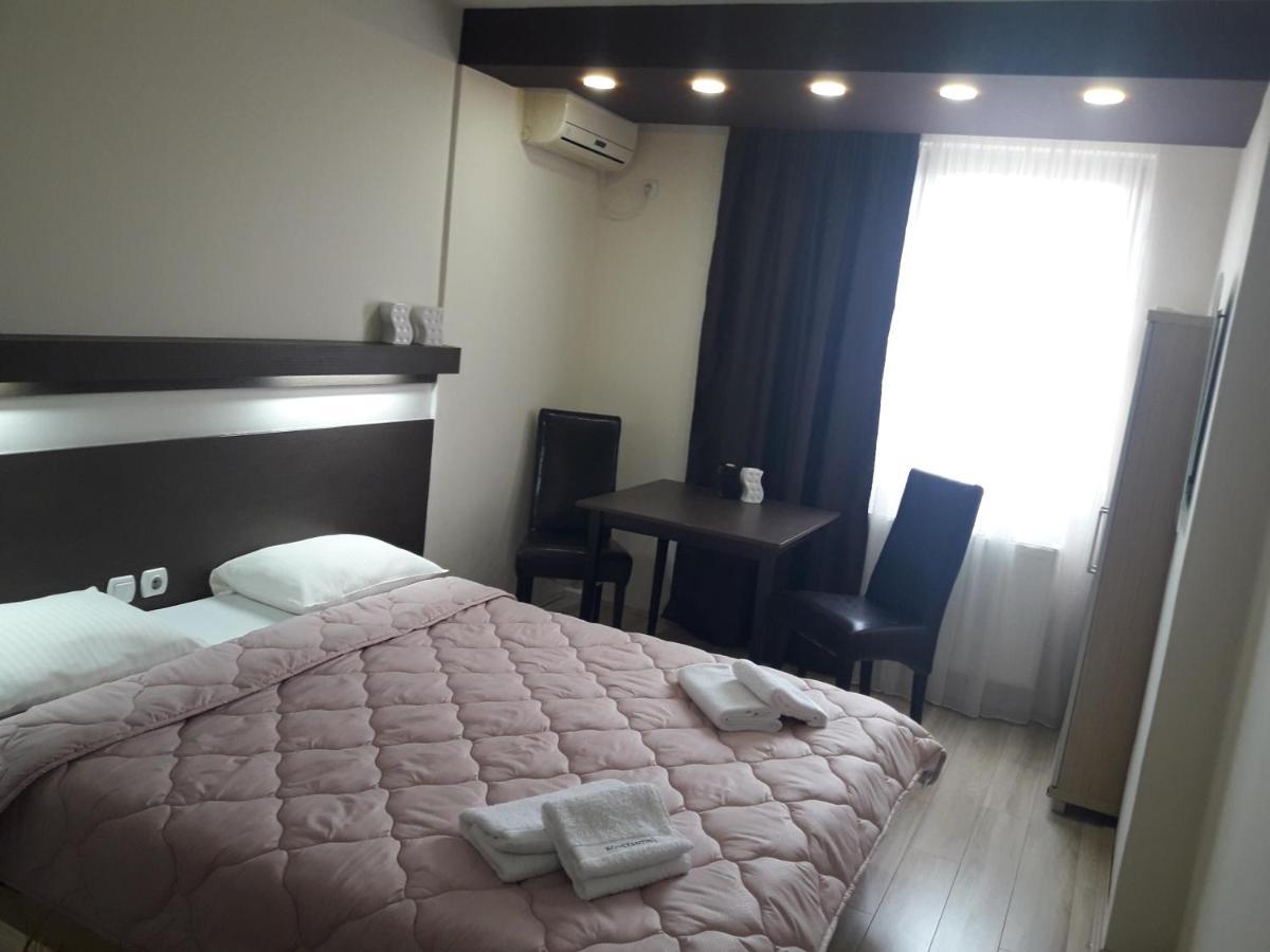 Prenociste Konstantin 2008 Hotel Nis Ngoại thất bức ảnh